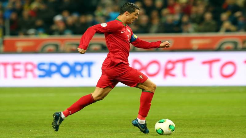 Cristiano Ronaldo run